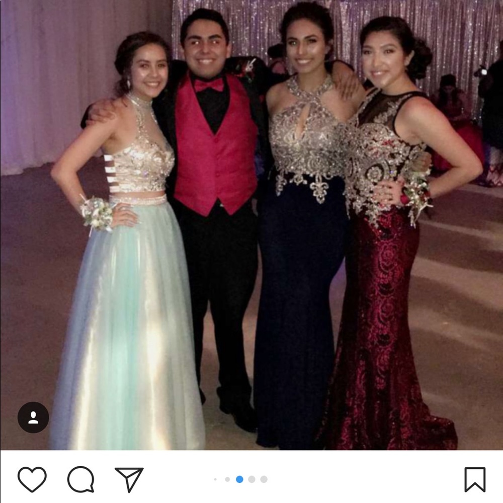 Prom dresses! - Picture 4 of 7